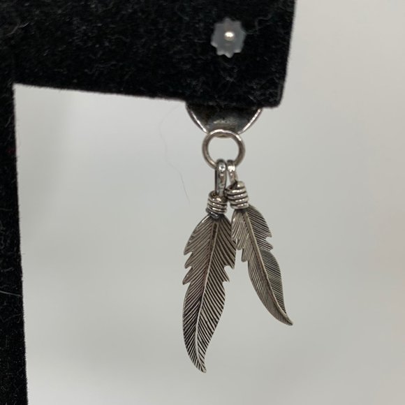 Nakai Vintage Sterling Turquoise Feather Earrings - Picture 3 of 5